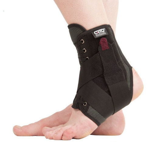 Бандаж с фиксирующими ремнями и шнуровкой на голеностопный сустав ORTO BCA 501
